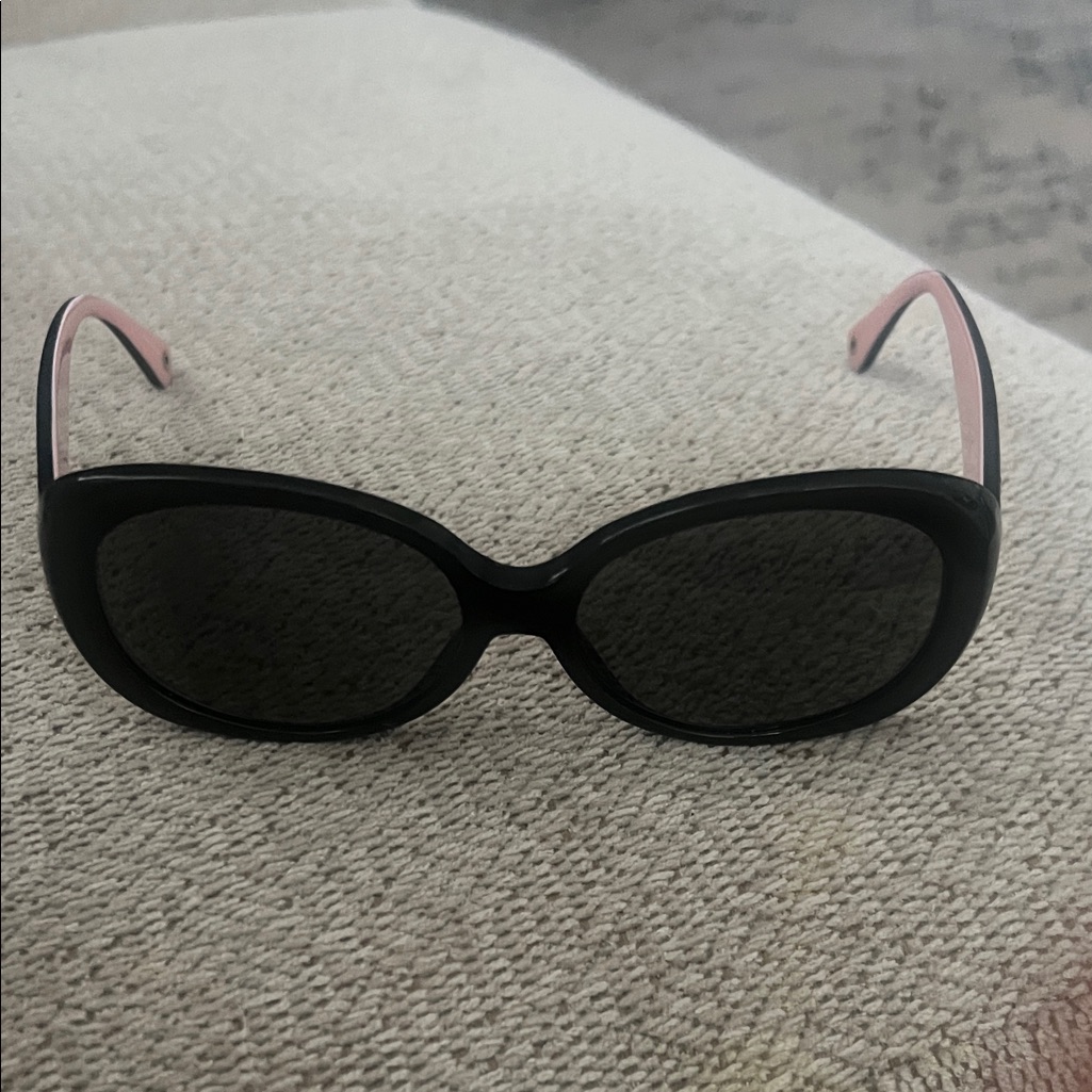 Coach Chic Black And Pink Sunglasses Frames